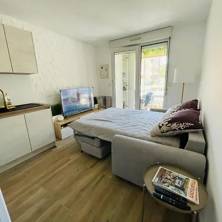 La Belle Vie Pour 4 Personnes A Sanary Apartment Exterior photo