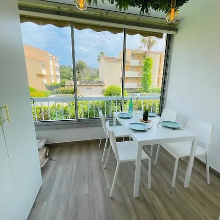 La Belle Vie Pour 4 Personnes A Sanary Apartment Exterior photo